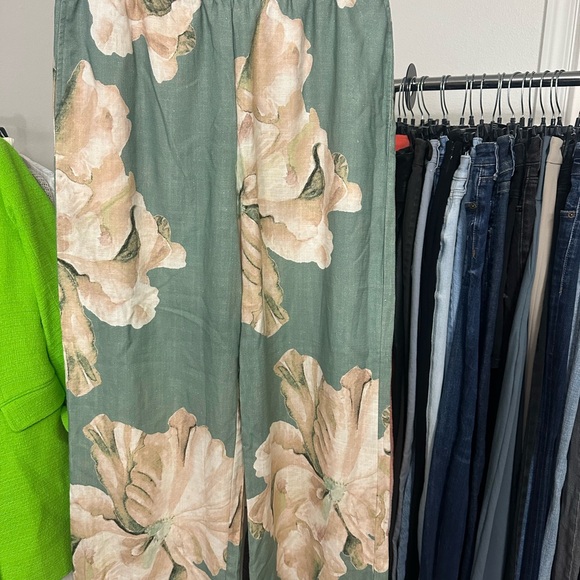 Soft Surroundings Green and Cream Patterned Pants - Picture 1 of 5